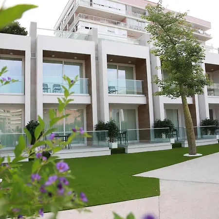 Iberflat Pinos Aparthotel